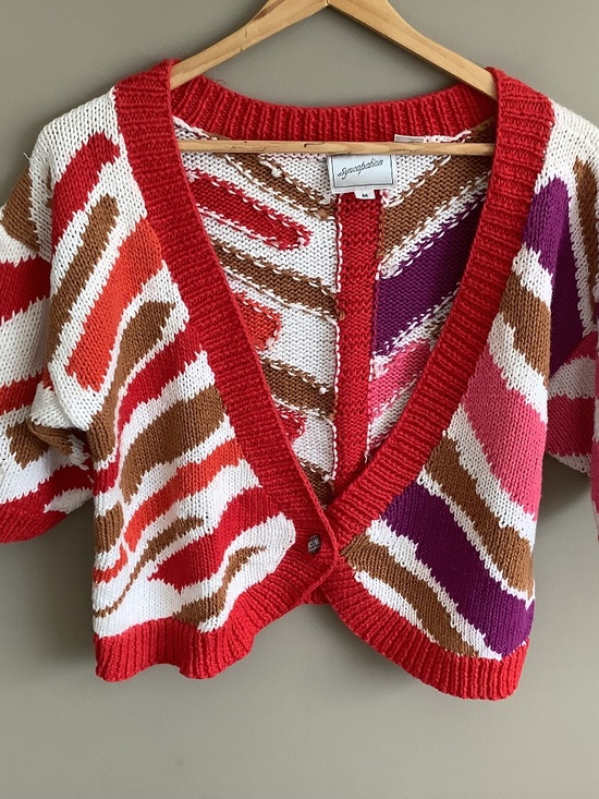 Syncopation Sweaters - Y2K Striped cropped cardigan sweater
